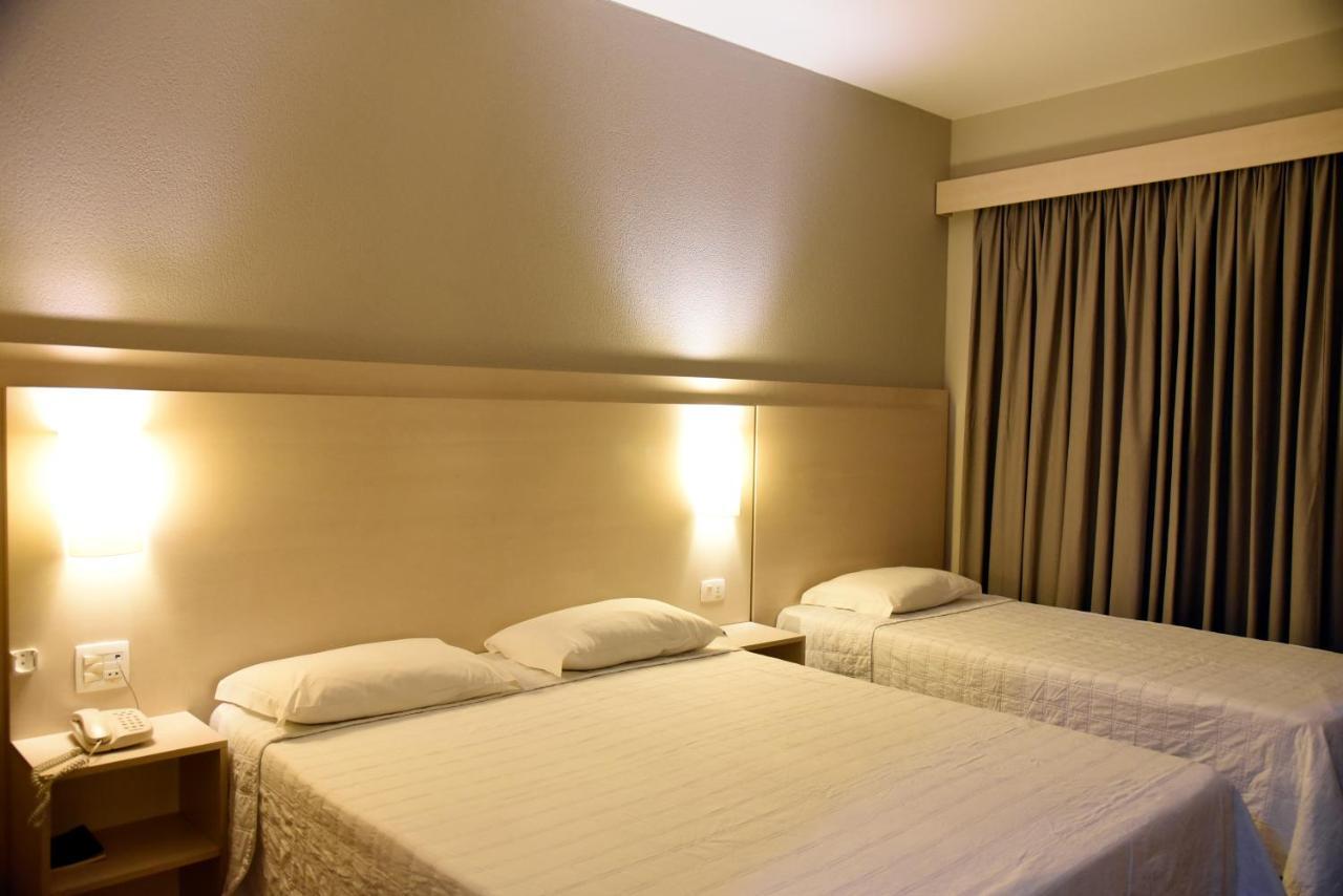 Golden Blue Hotel 론드리나 외부 사진