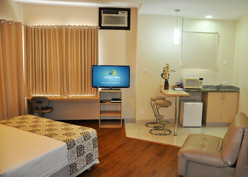 Golden Blue Hotel 론드리나 외부 사진