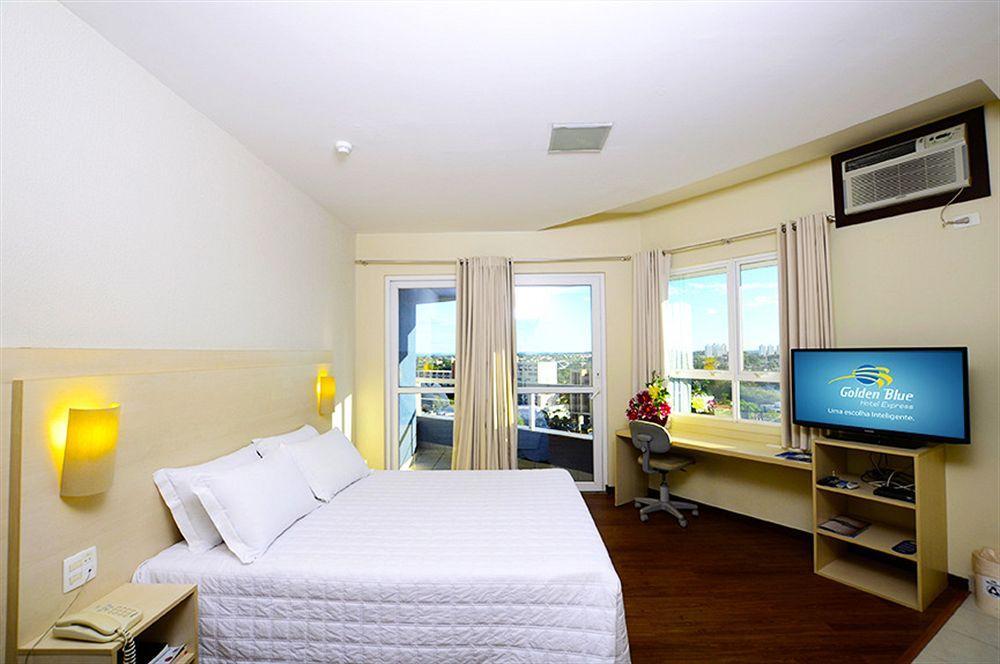Golden Blue Hotel 론드리나 외부 사진