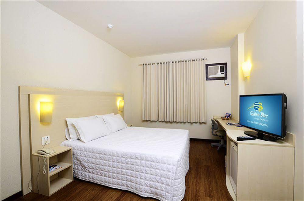 Golden Blue Hotel 론드리나 외부 사진