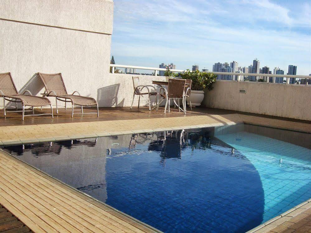 Golden Blue Hotel 론드리나 외부 사진